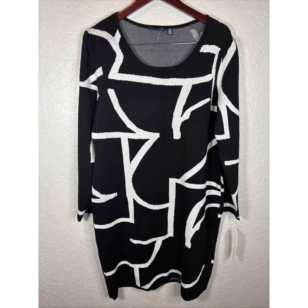 NWT Nina Leonard XL Black White Geometric Long Sleeve Sweater Dress